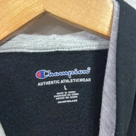 Champion Black Hoodie Size L - Picture 4 of 4
